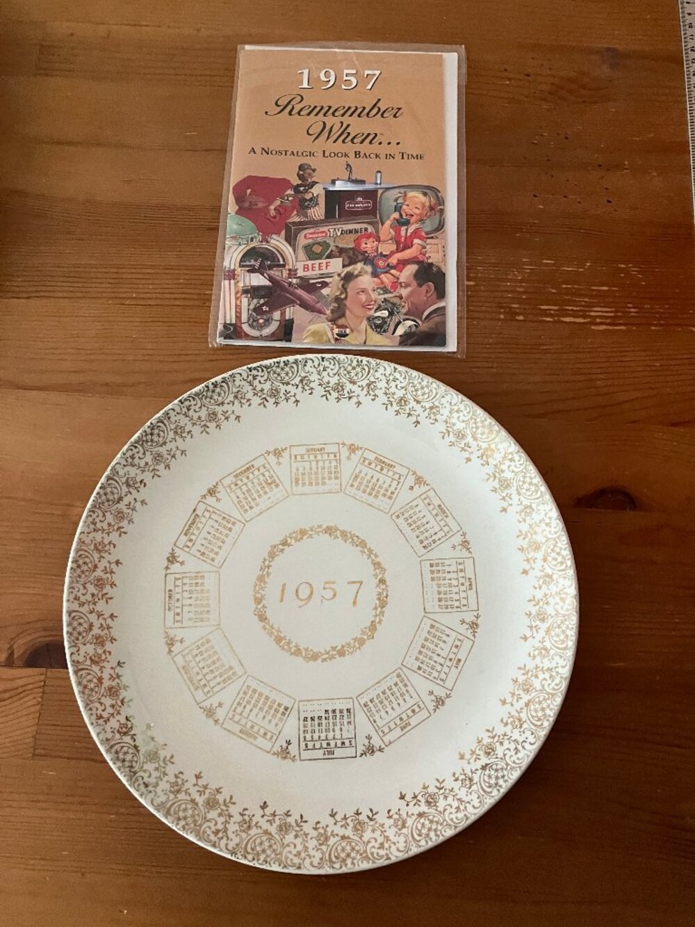 VTG 1957 calendar collector plate white/gold and book 1957 "Remember When"...New